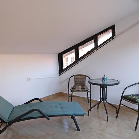 Sailboat House Apartment Korčula Екстериор снимка