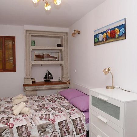 Sailboat House Apartment Korčula Екстериор снимка