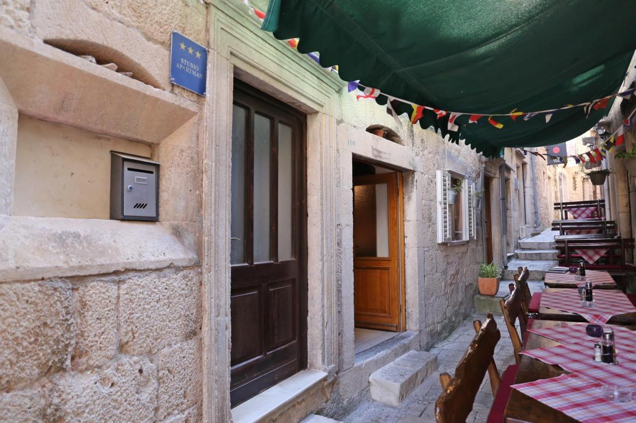 Sailboat House Apartment Korčula Екстериор снимка