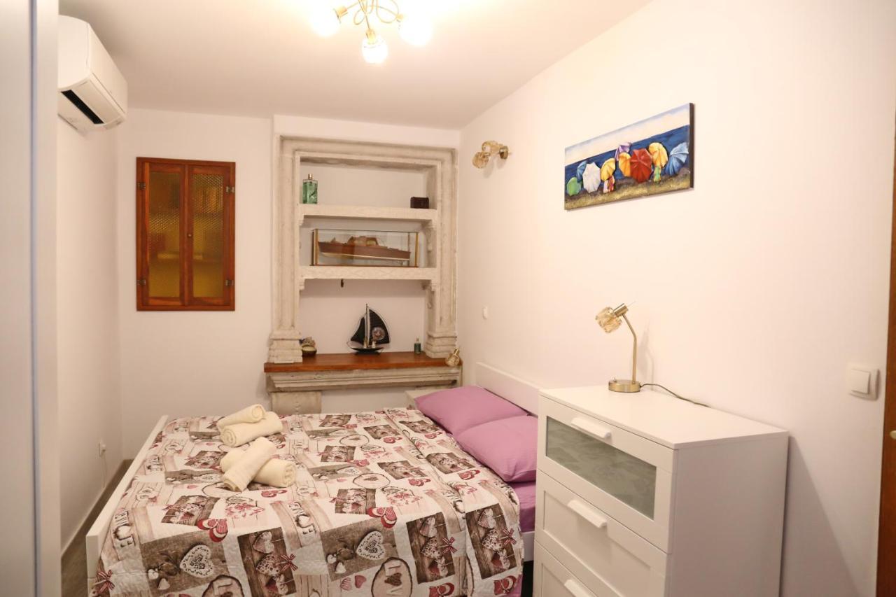 Sailboat House Apartment Korčula Екстериор снимка